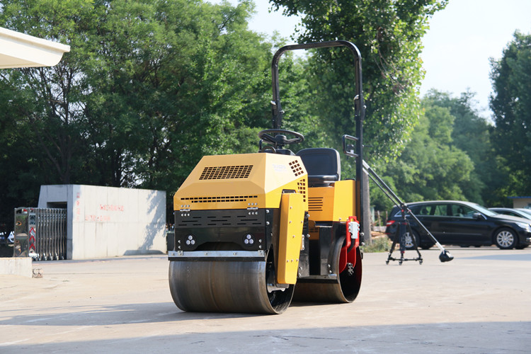 “明星款”小型壓路機(jī)，讓大家的選擇不再“迷路”！